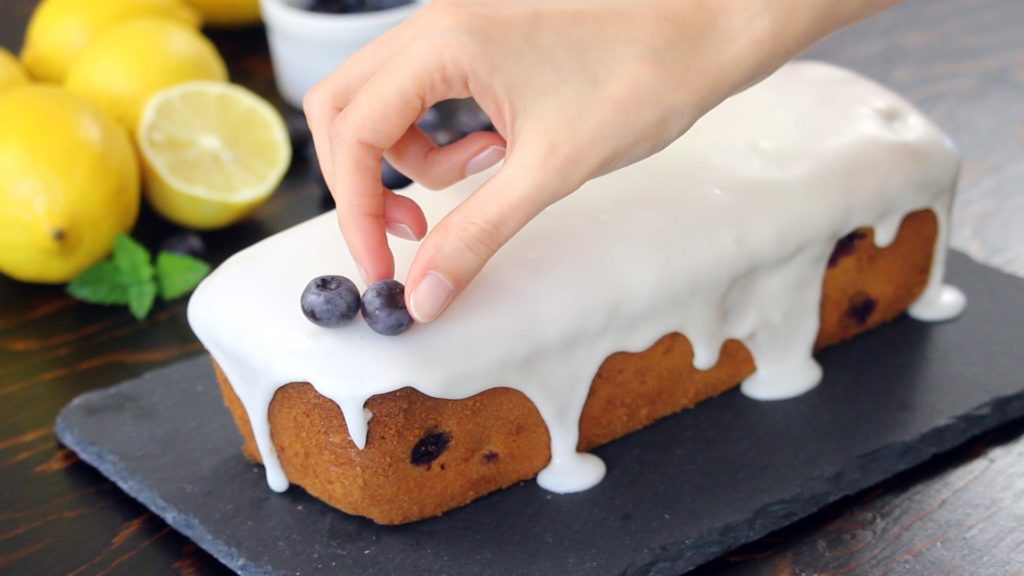 BLUEBERRY LEMON POUND CAKE