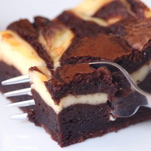 BROWNIE CHEESECAKE