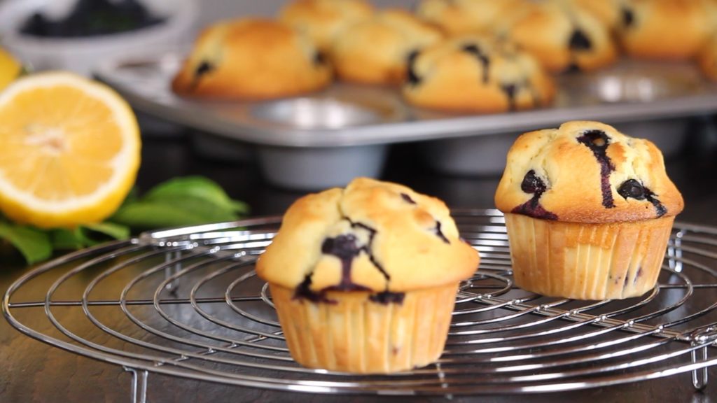 blueberry lemon muffins