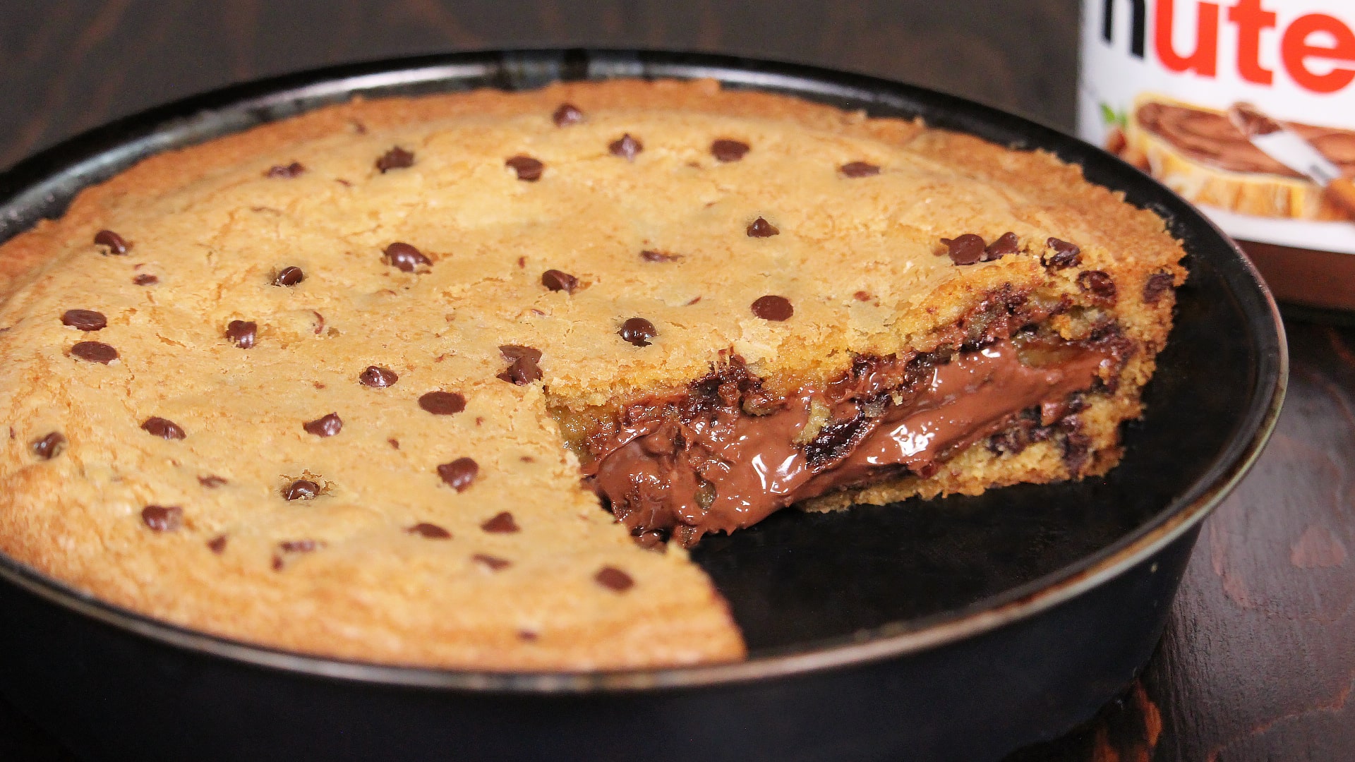 NUTELLA COOKIE SKILLET