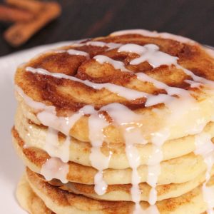 cinnamon roll pancakes