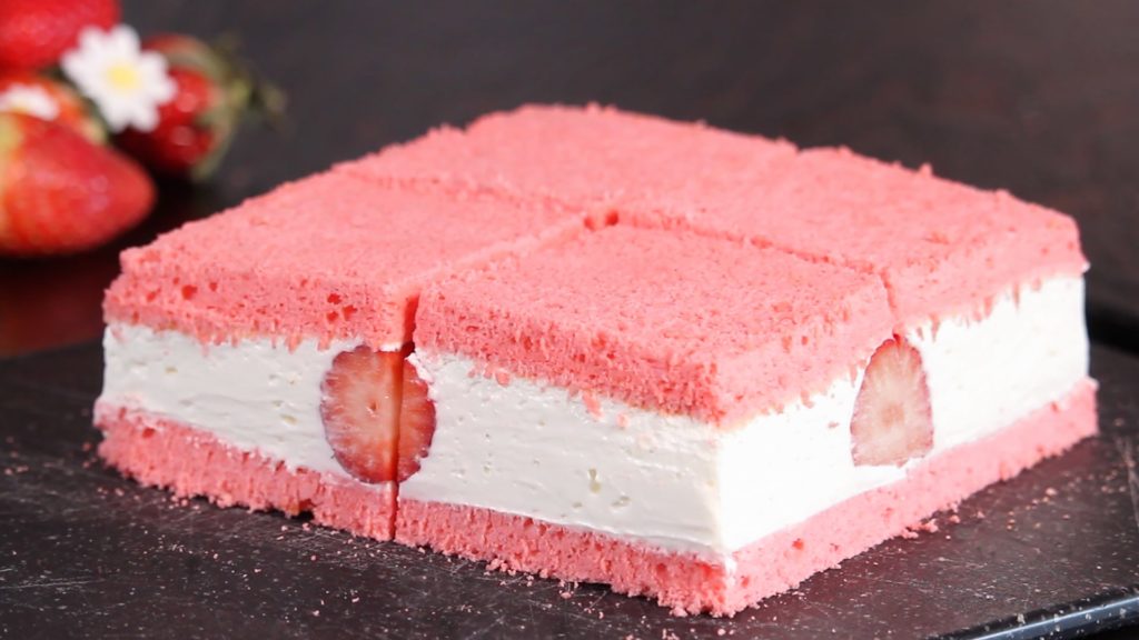 strawberry sandwich