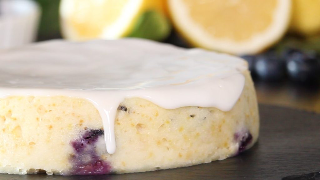 BLUEBERRY LEMON CAKE