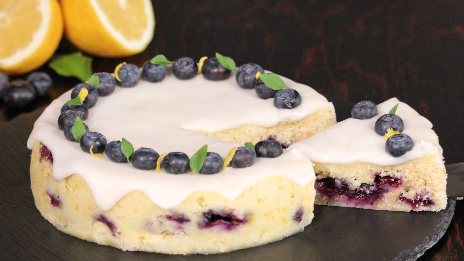 BLUEBERRY LEMON CAKE