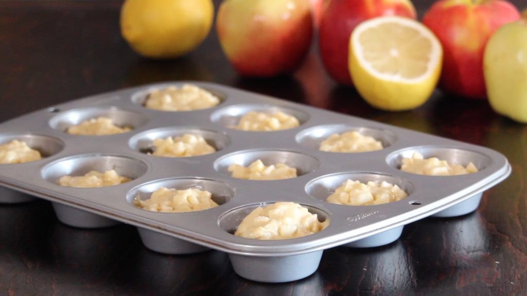 APPLE DOUGHNUT MUFFINS