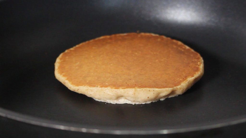 eggless oats pancakes