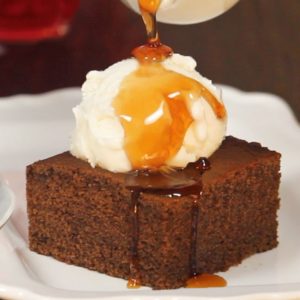 GINGERBREAD CAKE