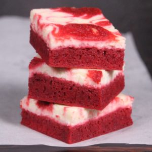 RED VELVET CHEESECAKE