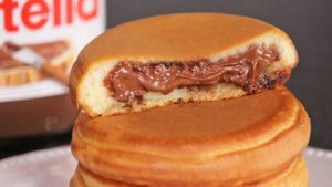 EGGLESS NUTELLA PANCAKES