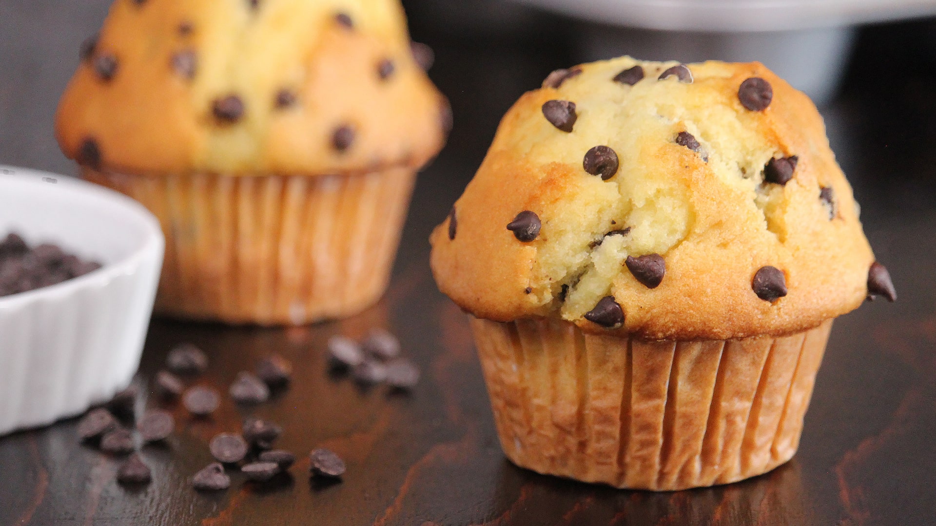 chocolate chip muffins