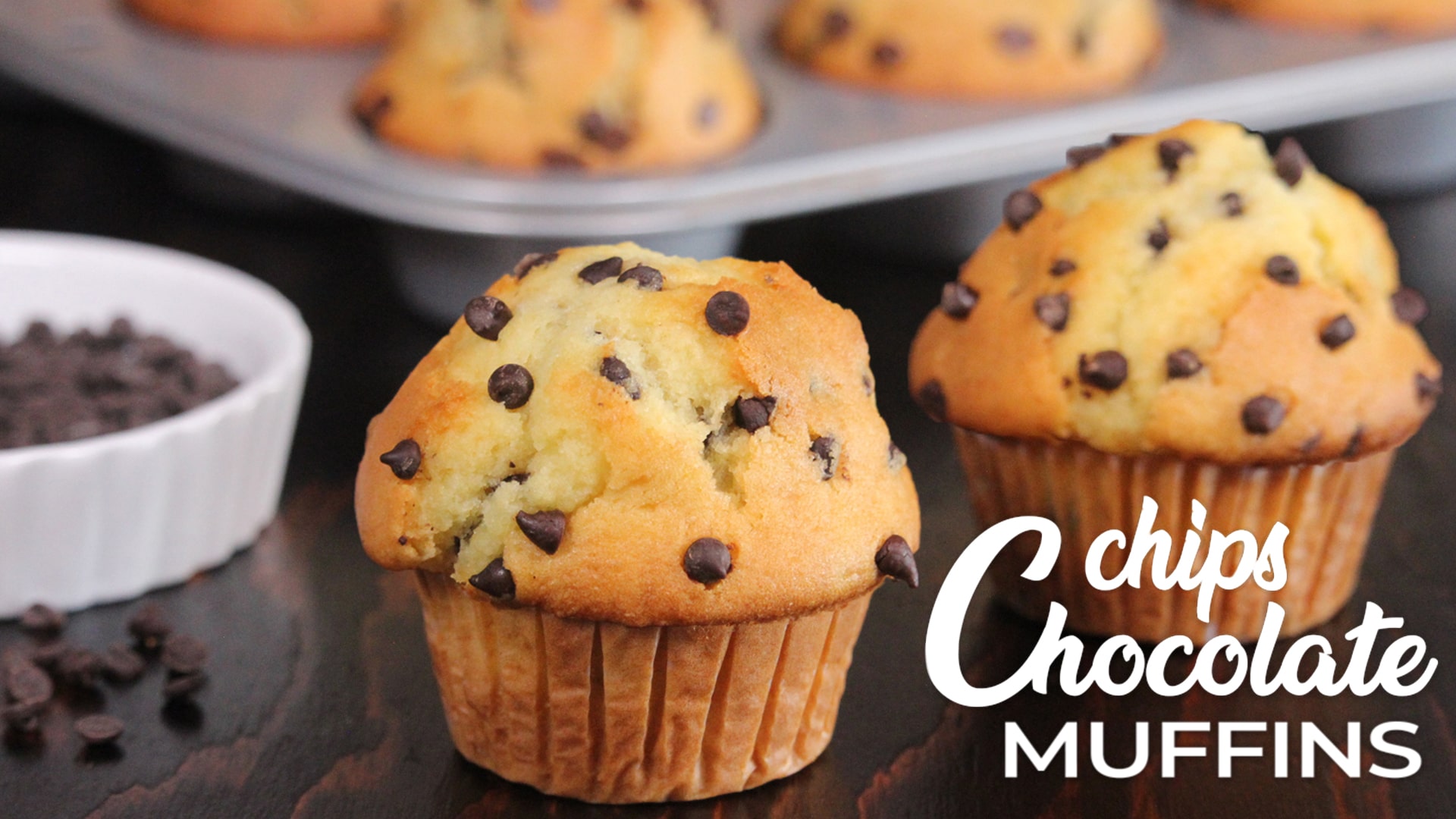 The best chocolate chip muffin recipe - Baking in the Penthouse