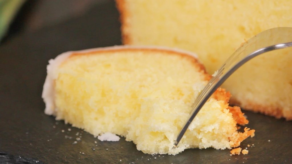 lemon pound cake