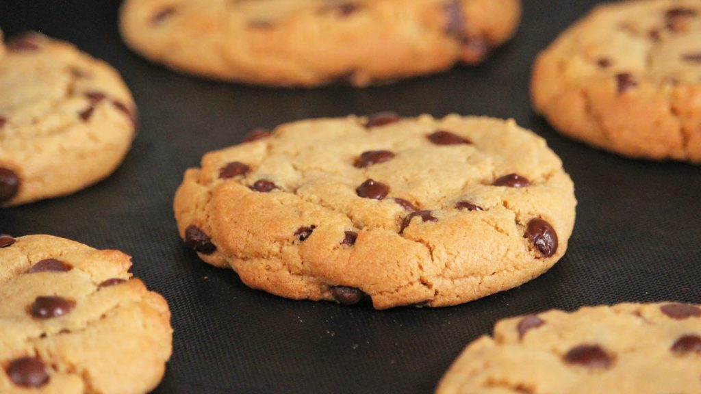 PEANUT BUTTER COOKIES