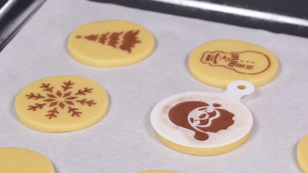 stencil christmas cookies