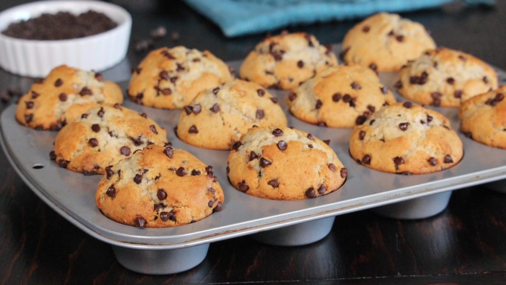 eggless chocolate chip muffins