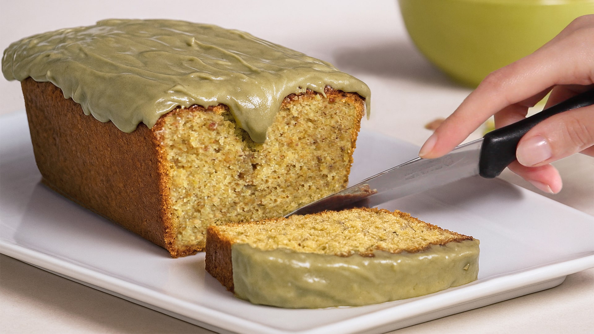 PISTACHIO CAKE